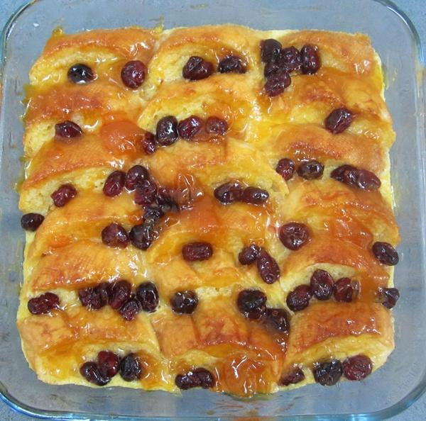 I love to eat bread pudding and there are many variations of bread pudding ...